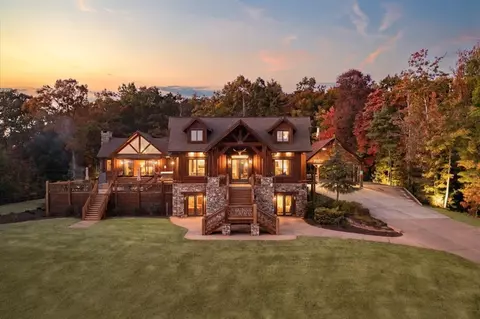 3049 Tray Mountain Rd, Sautee Nacoochee, GA 30571