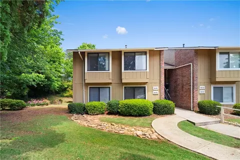 2006 Powers Ferry Trce SE, Marietta, GA 30067