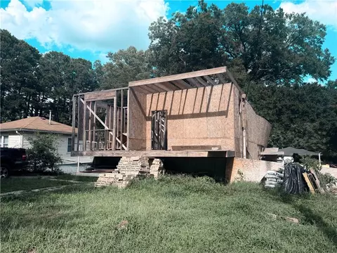 491 Center Hill Ave NW, Atlanta, GA 30318