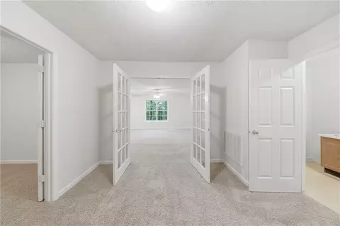 Entry Way - 208 Foxdale Ct, Lagrange, GA 30240 photo 1 of 1