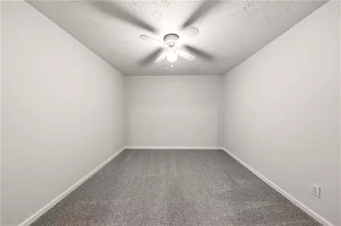 Bedroom - 208 Foxdale Ct, Lagrange, GA 30240 photo 10 of 10