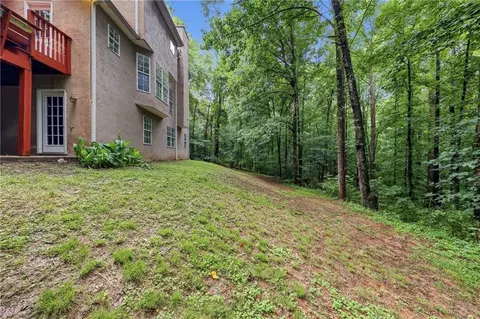 Exterior - 208 Foxdale Ct, Lagrange, GA 30240 photo 3 of 4