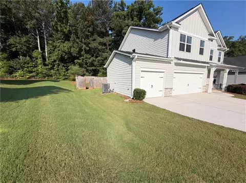 Exterior - 239 Stonecreek Bnd, Monroe, GA 30655 photo 3 of 4