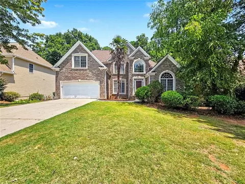 4334 Catamount Dr SW, Lilburn, GA 30047