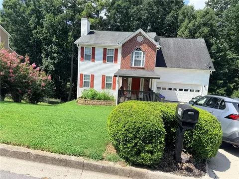 635 Clemson Ln, Lawrenceville, GA 30043