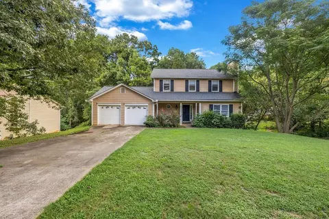 1102 Plantation Dr SE, Conyers, GA 30094