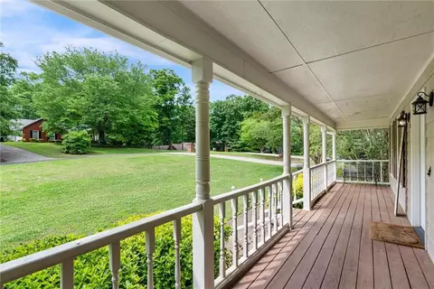 Exterior - 165 Hayes Cir, Rex, GA 30273 photo 4 of 6
