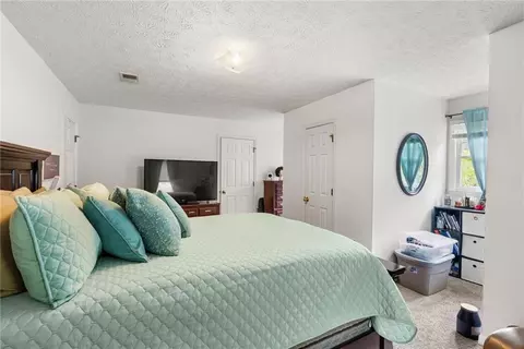 Bedroom - 165 Hayes Cir, Rex, GA 30273 photo 4 of 6