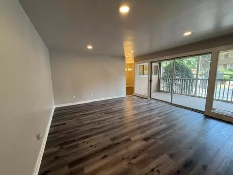 346 Carpenter Dr #3, Sandy Springs, GA 30328