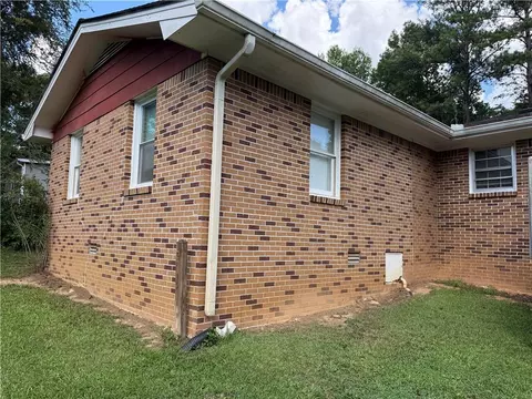 Exterior - 9152 Westview Dr SW, Covington, GA 30014 photo 6 of 6