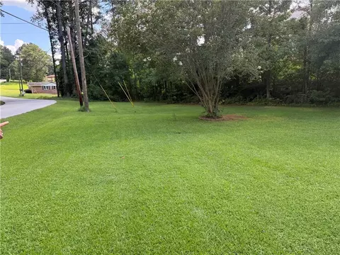 Exterior - 9152 Westview Dr SW, Covington, GA 30014 photo 4 of 6