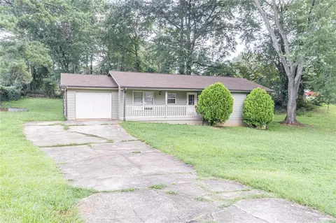 950 Doeskin Dr NW, Conyers, GA 30012