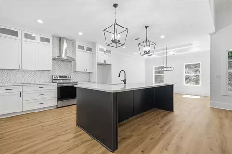 Kitchen - 539 E Valley Rd NE, Rydal, GA 30171 photo 1 of 1