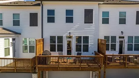 Exterior - 3239 Bartee Walk, Suwanee, GA 30024 photo 5 of 10