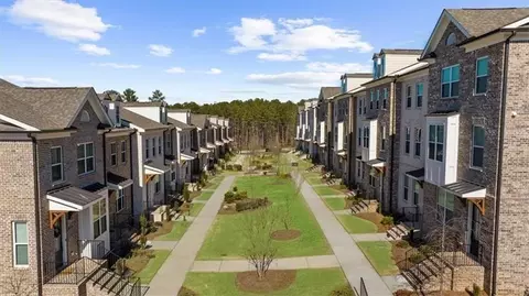 Exterior - 3239 Bartee Walk, Suwanee, GA 30024 photo 6 of 10