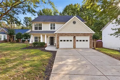 412 Eglington Trl, Locust Grove, GA 30248