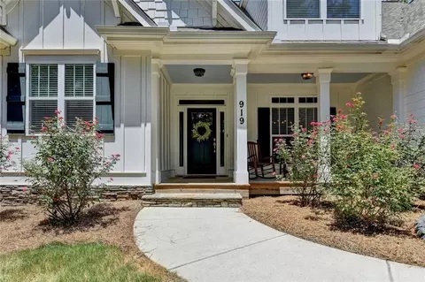 Exterior - 919 Fields Chapel Rd, Canton, GA 30114 photo 2 of 10