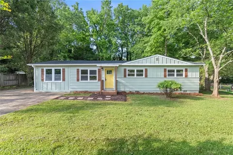 780 Gettysburg Trl NE, Kennesaw, GA 30144