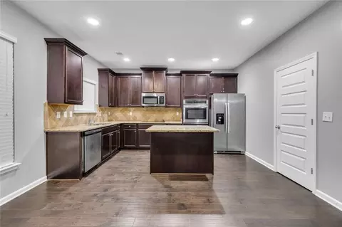 Kitchen - 121 Escalade Dr, Mcdonough, GA 30253 photo 1 of 2