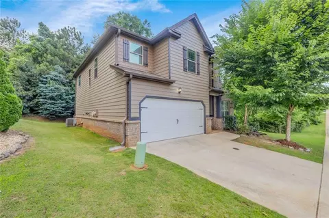 Exterior - 121 Escalade Dr, Mcdonough, GA 30253 photo 1 of 1