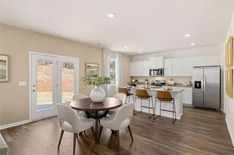 Dining - 205 Melrose Ct, Jefferson, GA 30549 photo 4 of 5
