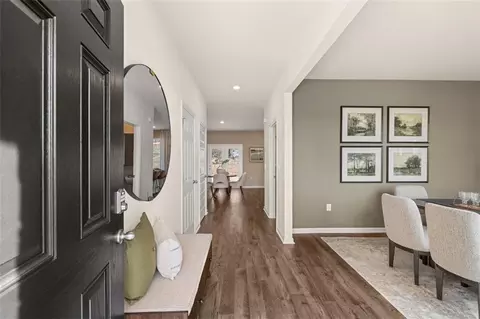 Entry Way - 205 Melrose Ct, Jefferson, GA 30549 photo 1 of 7