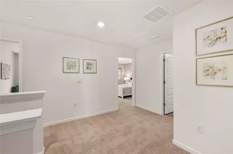 Entry Way - 205 Melrose Ct, Jefferson, GA 30549 photo 5 of 7