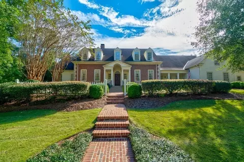 400 Windship Pl, Sandy Springs, GA 30327