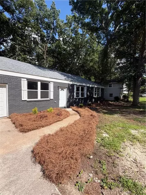 5376 Denny Dr, Atlanta, GA 30349