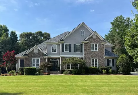6741 Great Water Dr, Flowery Branch, GA 30542