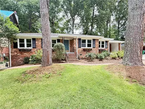 693 N Superior Ave, Decatur, GA 30033