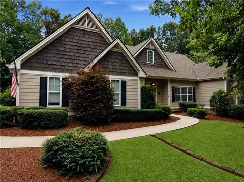 128 Fern Park Dr, Dawsonville, GA 30534