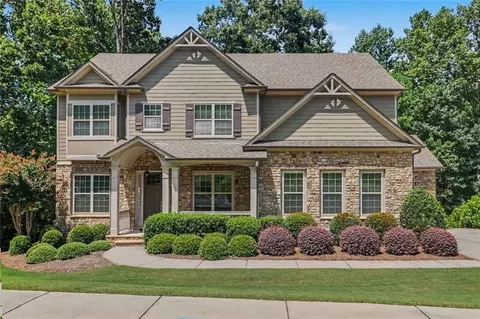 2720 Cogburn Ln, Milton, GA 30004