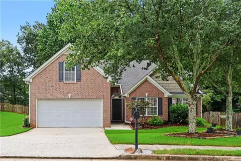 2038 Wildcat Cliffs Ln, Lawrenceville, GA 30043