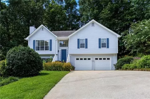 3705 Winding Trl, Douglasville, GA 30135