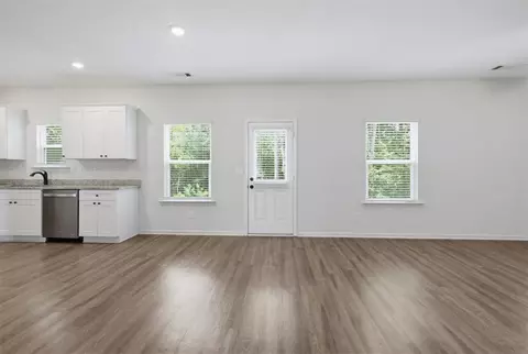 Living - 446 Samara Ct, Fairburn, GA 30213 photo 6 of 8