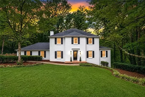 510 Clipper Trl, Atlanta, GA 30328