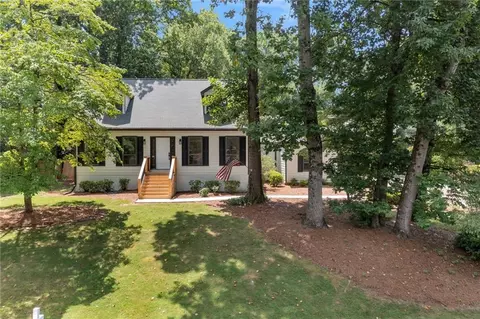 340 Summerfield Dr, Alpharetta, GA 30022