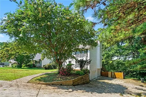 2993 Carrollton Ct, Marietta, GA 30066