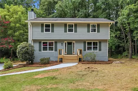 835 Omaha Dr, Norcross, GA 30093