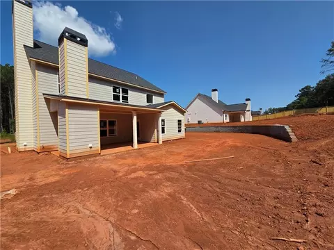 Exterior - 374 Meadows Dr, Bethlehem, GA 30620 photo 9 of 12