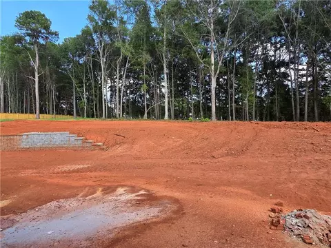 Exterior - 374 Meadows Dr, Bethlehem, GA 30620 photo 12 of 12