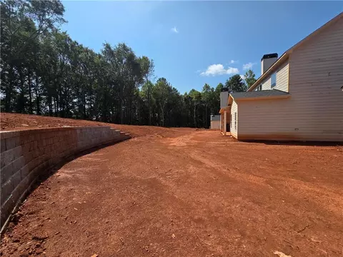 Exterior - 374 Meadows Dr, Bethlehem, GA 30620 photo 6 of 12