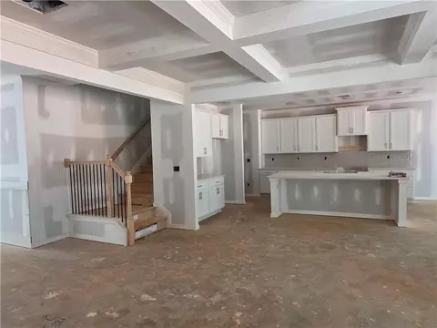 Entry Way - 374 Meadows Dr, Bethlehem, GA 30620 photo 13 of 16