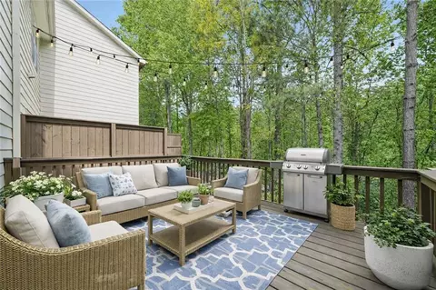 1305 Liberty Pkwy NW, Atlanta, GA 30318