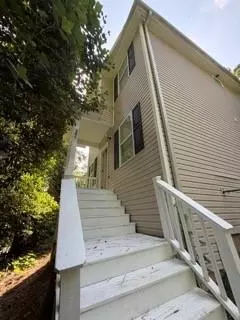 495 Fairlane Cir NW, Atlanta, GA 30331