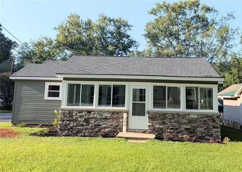 302 Pennsylvania Ave, Carrollton, GA 30117