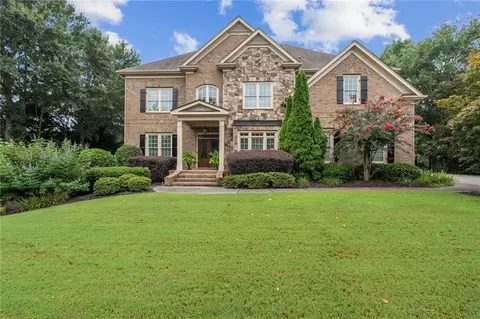 2327 Crimson King Dr, Braselton, GA 30517