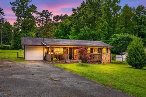 3092 Hicks Rd SW, Marietta, GA 30060