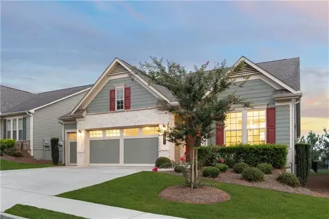 321 Cottonwood Cir, Peachtree City, GA 30269